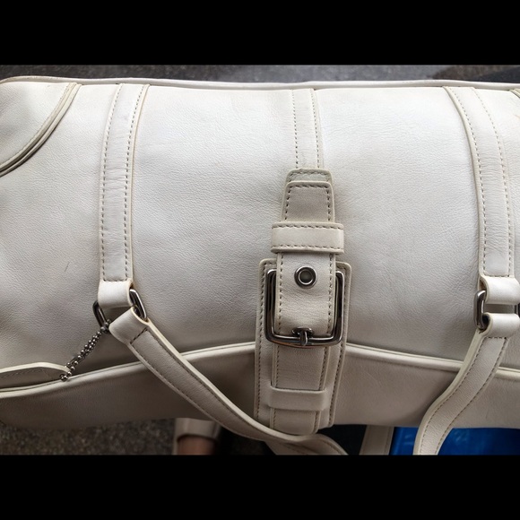 ❌SOLD❌  Coach Hampton Satchel Leather Bag. - Picture 9 of 16